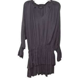 FAB'RIK Gray tiered tunic king sleeve blouse. Medium